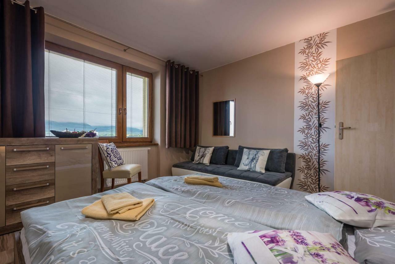 Apartment Provensal Liptovsky Mikulas Bagian luar foto